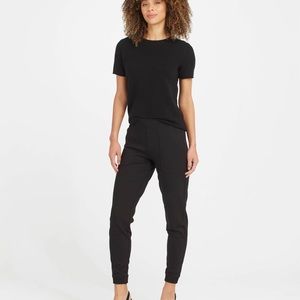 New Spanx The Perfect Jogger - Black
